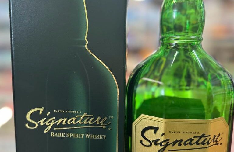 Signature rare spirit whisky